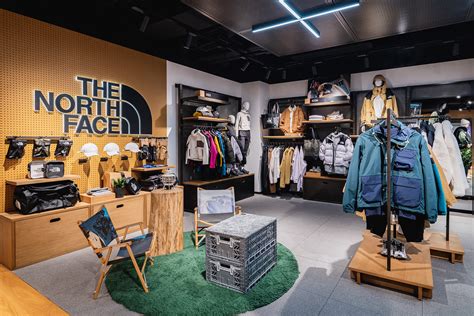 The North Face® Store .